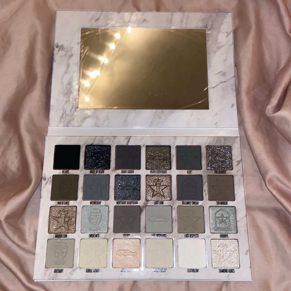 Jeffree Star Cremated Eyeshadow Palette